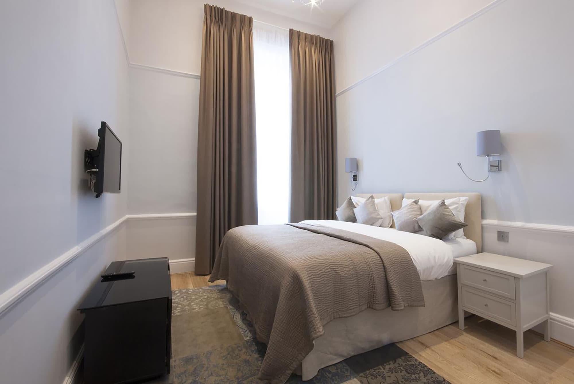 17 Hertford Street London Exterior photo